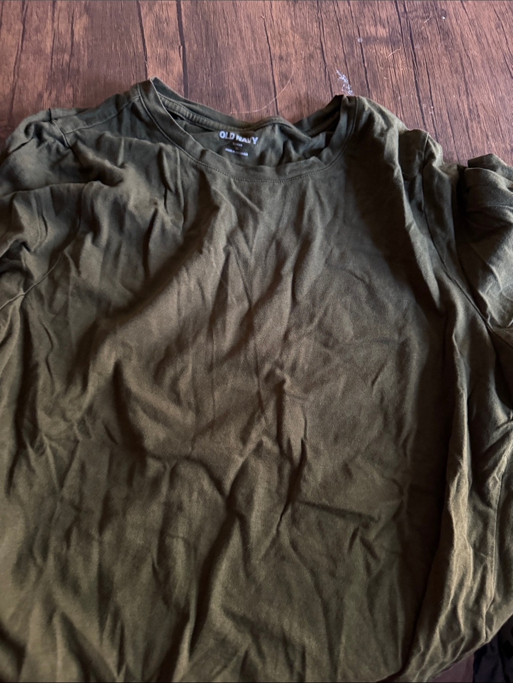 Old Navy Men's Olive Crewneck Long Sleeve Shirt